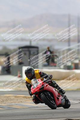 media/Mar-02-2025-Race Pace (Sun) [[8bec80ae00]]/12-Vested (Turn 2) 1111am/